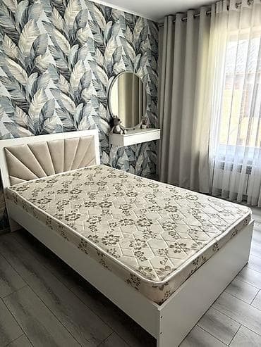 Кровать с мягким изголовьем + матрас - Размер спального места