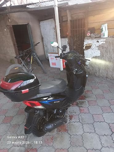 подстаканник универсальный: Макси-скутер M8, 150 куб. см, Бензин, Б/у — 6