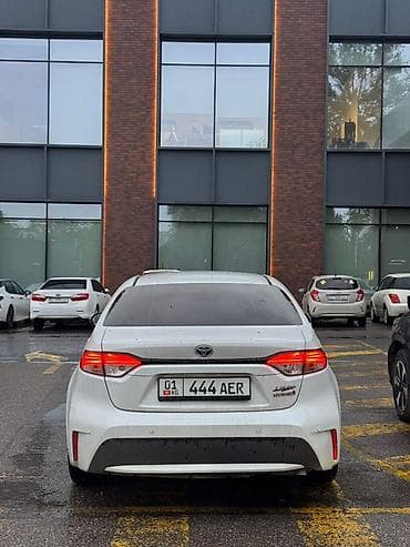 тайота кари: Toyota Corolla: 2020 г., 1.8 л, Автомат, Гибрид, Седан — 4