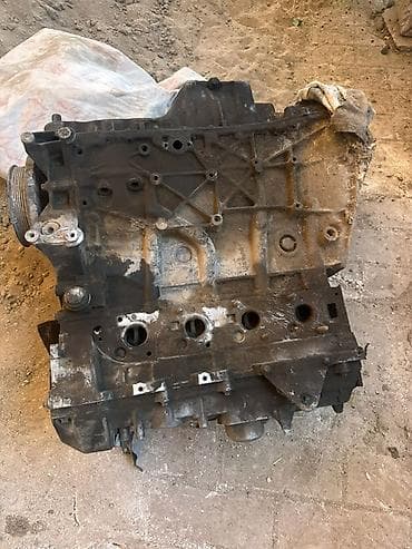 ом 647: Дизельный Mercedes-Benz 2.2 л, Б/у — 1