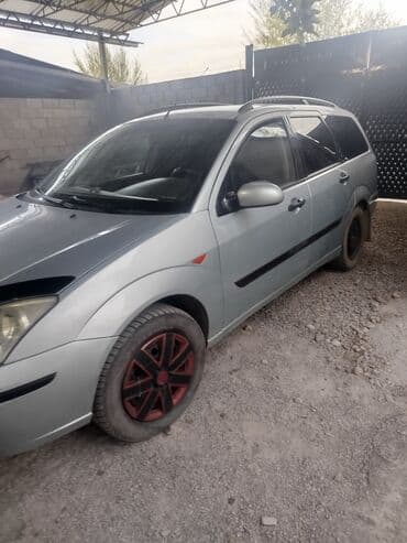 Ford Focus: 2004 г., 1.6 л, Механика, Бензин, Универсал