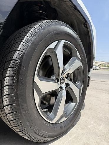 prius plus: Toyota RAV4: 2021 г., 2.5 л, Вариатор, Гибрид, Кроссовер — 8