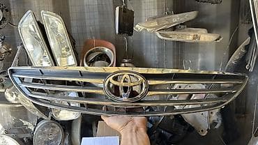 решетка радиатора камри 40: Решетка радиатора Toyota — 1
