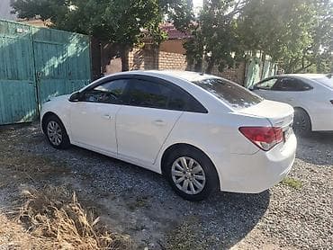 Chevrolet Cruze: 2014 г., 1.8 л, Автомат, Бензин, Седан