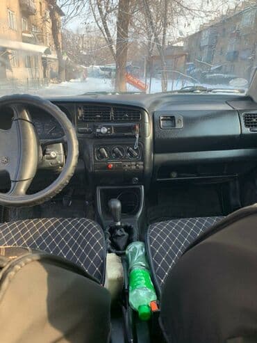 купить чехлы на гольф 4: Volkswagen Golf: 1994 г., 1.6 л, Механика, Бензиновая, Седан — 5