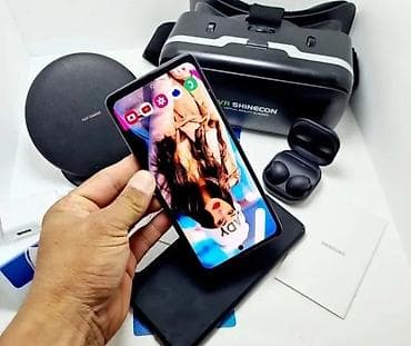 самсунг м52: Samsung Galaxy A52, Б/у, 256 ГБ, цвет - Черный, 1 SIM, eSIM, 2 SIM — 3