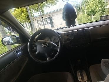 Honda Civic: 2002 г., 1.7 л, Автомат, Бензин, Седан