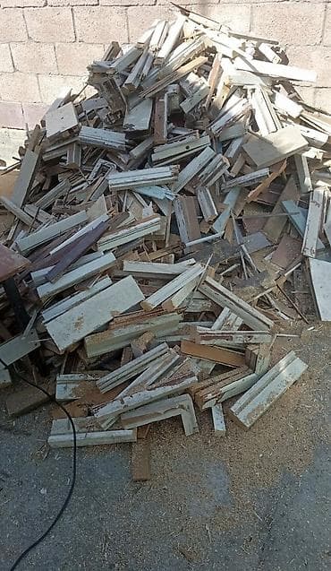 бу дрова: Продам дрова в перемешку древесный лом/. Состав: - фрагменты ДСП — 2