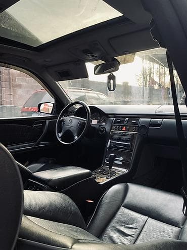 Продажа авто: Mercedes-Benz E-Class: 2003 г., 2.4 л, Автомат, Бензин, Седан — 6