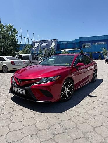 Toyota Camry: 2020 г., 2.5 л, Автомат, Бензин, Седан