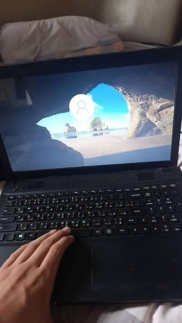Ноутбук Lenovo Характеристики и особенности: - Экран (матовый) — 4