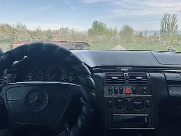 мерседес 124 2 3: Mercedes-Benz E-Class: 1997 г., 3.2 л, Автомат, Бензин, Седан — 10