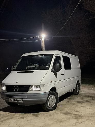 бампер на мерс 210 бишкек: Жеңил жүк ташуучу унаа, Mercedes-Benz, Дубль, Колдонулган — 4