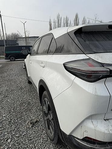 китайская электро машина: Электромобиль Neta U Год 2022, сентябрь В хорошем состоянии Запас — 3