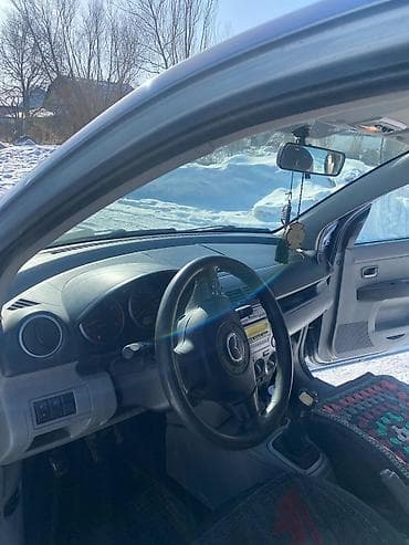 тойота приус с: Mazda 2: 2003 г., 1.4 л, Хэтчбэк — 6