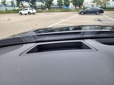салон автомобиля: Hyundai Grandeur: 2020 г., 3 л, Газ — 4