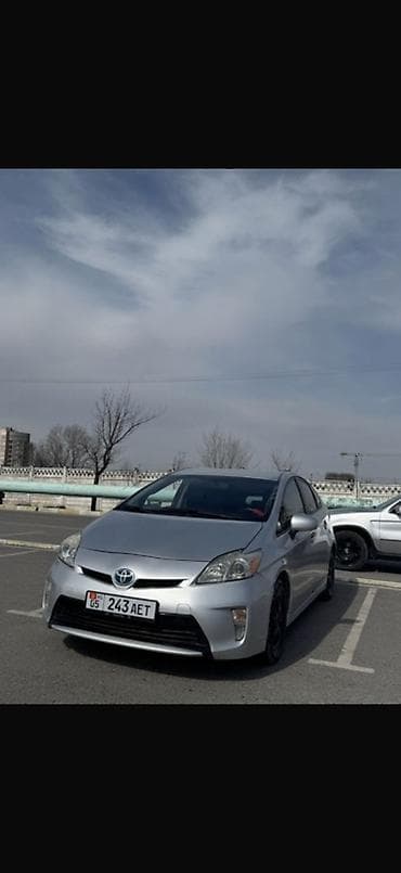 тайота кайландер: Toyota Prius: 2015 г., 1.8 л, Вариатор, Гибрид, Хэтчбэк — 2