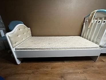 Детская односпальная кровать с мягким изголовьем + матрас. - Размер