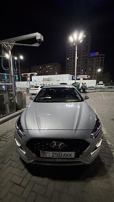 Транспорт: Hyundai Sonata: 2023 г., 2 л, Автомат, Газ, Седан — 8