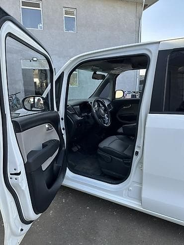 ravon 3: Kia Ray: 2021 г., 1 л, Автомат, Бензин, Вэн/Минивэн — 8