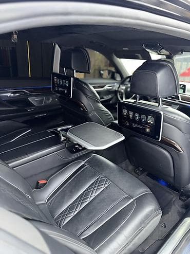 BMW 7 series: 2016 г., 4.4 л, Автомат, Бензин, Седан — 10