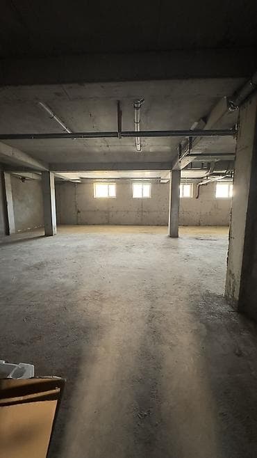 куплю здание: Продажа офисов 700 м², Без ремонта, Многоэтажное здание, Цокольный этаж этаж — 4