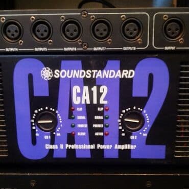 профессиональный усилитель мощности: SoundStandard CA12 - усилитель мощности, 2 х 800 Вт/8 Ом, 2 х 1275 — 1