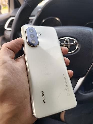 nokia asha: Huawei nova Y71, Б/у, 128 ГБ, цвет - Белый, 1 SIM, 2 SIM — 1