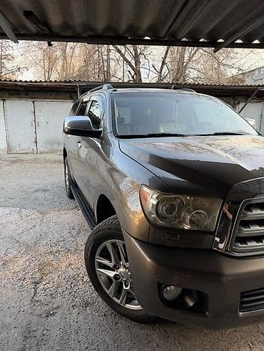 prius v: Toyota Sequoia: 2008 г., 5.7 л, Типтроник, Бензин, Внедорожник — 1