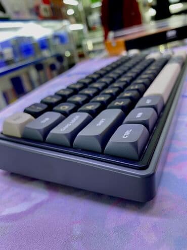 raspberry pi 4: Клавиатура, Royal Kludge, Механическая, Проводное подключение, Размер: 65% — 10