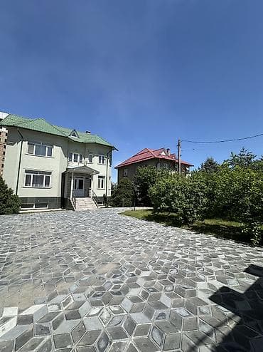 the level: Цена договорная. Продается двухуровневый дом + цокольный этаж. Ж\ м — 1