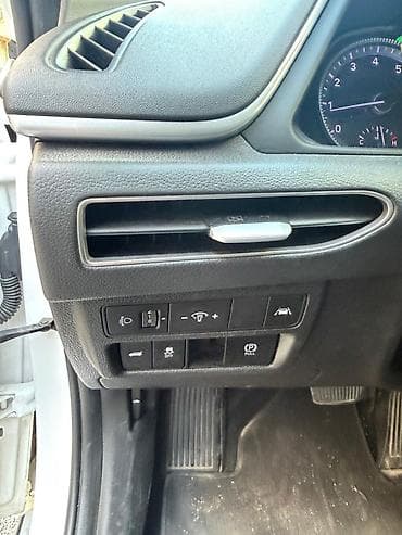 fast: Hyundai Sonata: 2022 г., 2 л, Автомат, Газ, Седан — 9