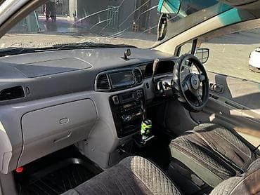 обмен ест: Nissan Serena: 1999 г., Автомат, Минивэн — 3