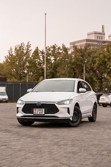 BYD E2: 2021 г., Электромобиль, Кроссовер