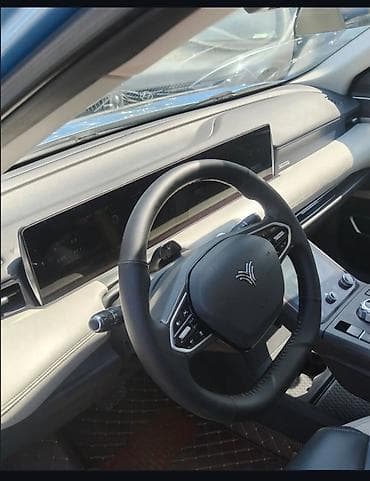 mini ev: Электромобиль Skyworth EV6 (Skywell ET5/U5) кроссовер в голубом цве — 10