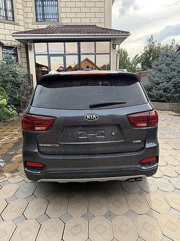 возможен обмен на дом: Kia Sorento: 2019 г., 2 л, Автомат, Дизель, Кроссовер — 4