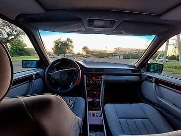 мерс 124 продаю: Mercedes-Benz W124: 1994 г., 2.2 л, Механика, Бензин — 5