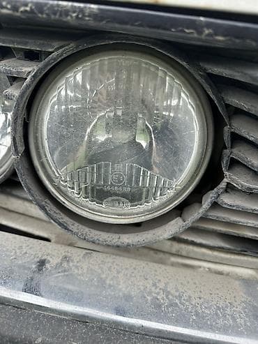 бмв м3 е30: BMW 5 series: 1985 г., Седан — 10