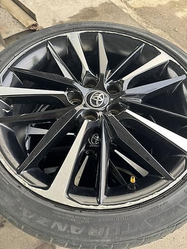 Шиналар жана дисктер: Дөңгөлөктөр монтажда 235 / 40 / R 19, Комплект, Жеңил унаалар, Куйма, тешиктери - 5 — 2