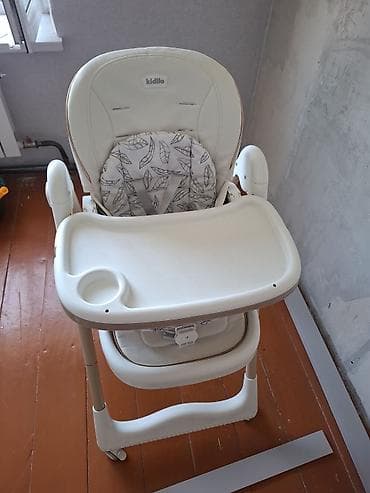 Детский стульчик для кормления Kidilo + прогулочная коляска Стульчик at lalafo.kg Детский стульчик для кормления Kidilo + прогулочная коляска Стульчик