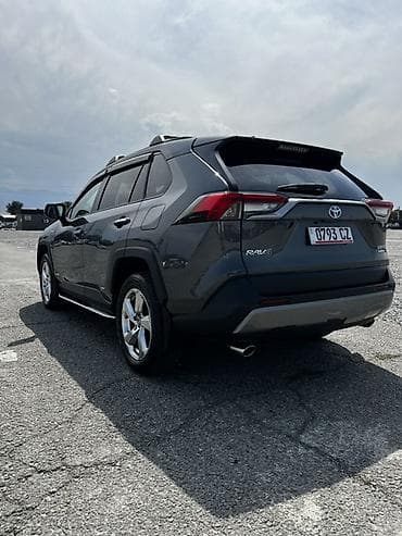 gac aion v plus 2022: Toyota RAV4: 2019 г., 2.5 л, Вариатор, Гибрид, Кроссовер — 7