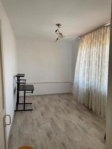 2 комнаты, 43 м², 7 мкр 104 серия, 4 этаж — 9
