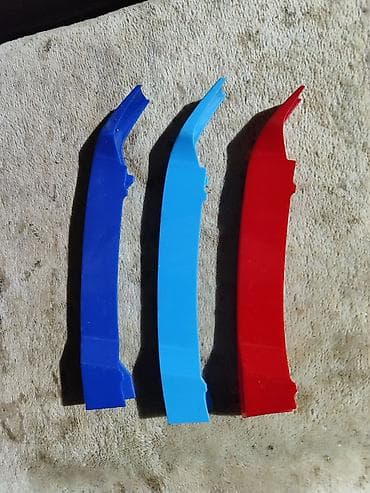 шпатели: Пластиковые. стаит BMW-m. Я не знаю какой БМВ стоит. привозной из — 4