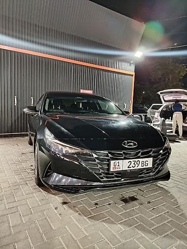 Сдаю Hyundai Elantra, Почасово, С водителем