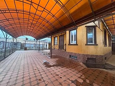 учас: Үй, 220 м², 6 бөлмө, Менчик ээси — 2