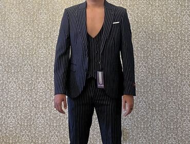 Прокат одежды: Продам два комплекта костюма, совершенно новые ( остатки со склада в — 7