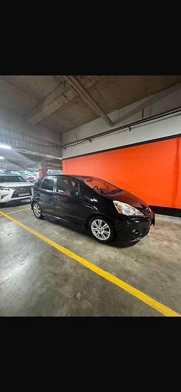 хонда сйырвы: Honda Fit: 2011 г., 1.5 л, Автомат, Бензин, Хэтчбэк — 10