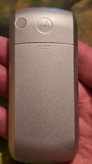 mini 2: Motorola Droid 2, Б/у, < 2 ГБ, цвет - Серебристый, 1 SIM — 2