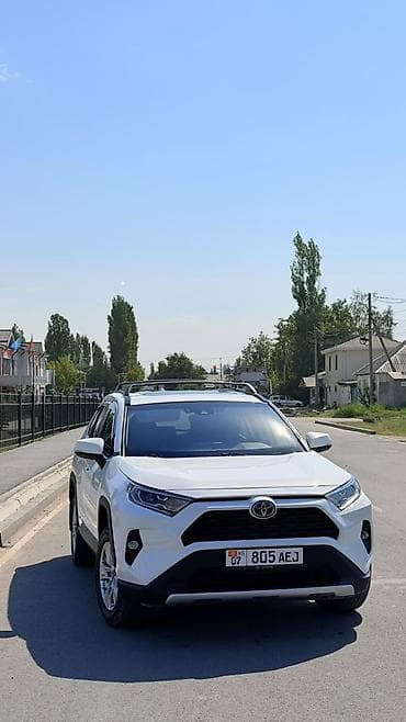 Продажа авто: Toyota RAV4: 2020 г., Автомат, Бензин, Кроссовер — 2