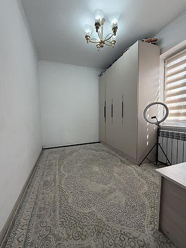 жалал абад кыз керек: САТЫЛАТ❗️ САТЫЛАТ❗️ 3 бөлмөлүү үй сатылат (мансарды бар) 📍 Аянты 10 — 5